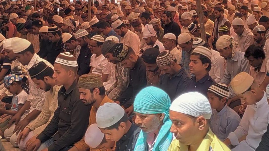Shia Communities Mark Alvida Jumma With Prayers