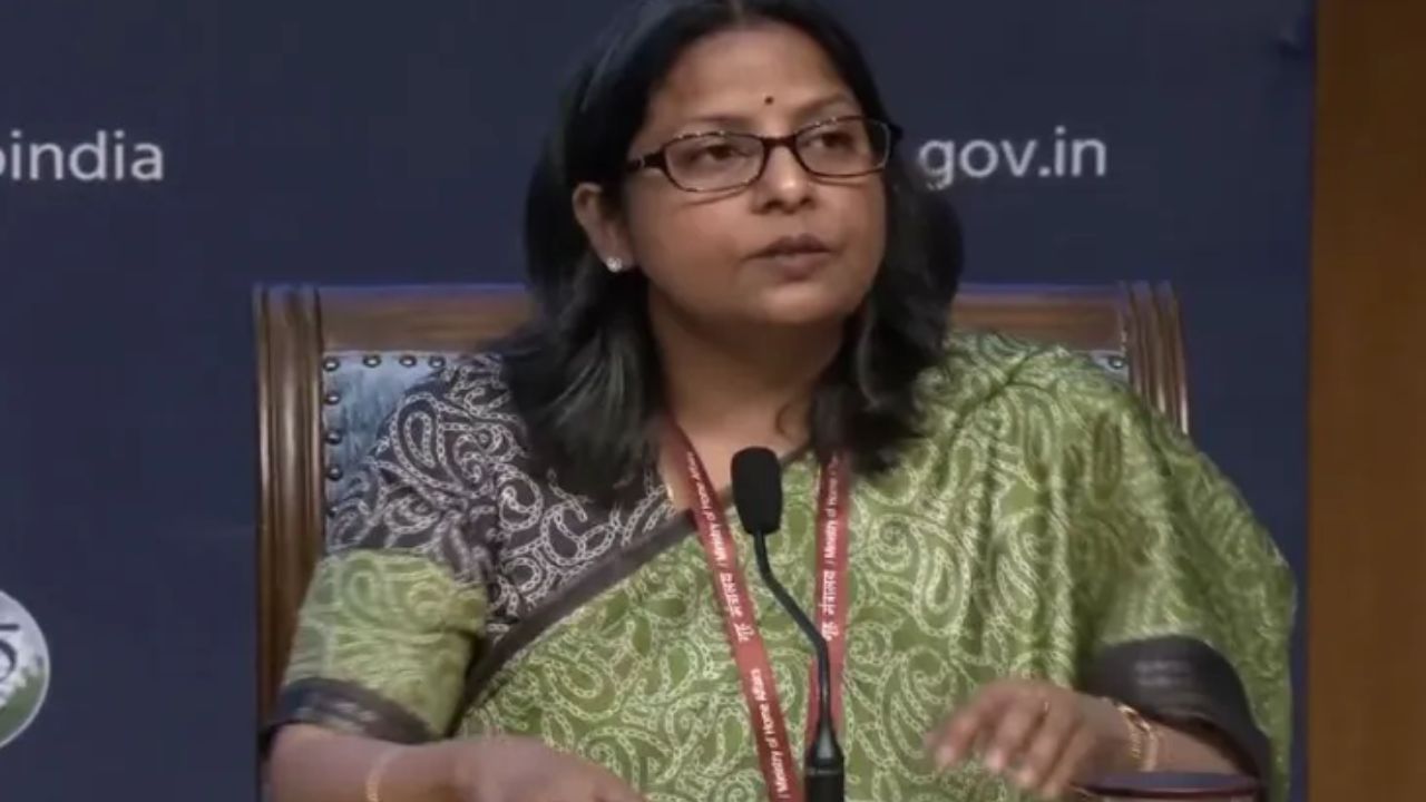 India Fuel Supply Stable, Govt Urges Calm