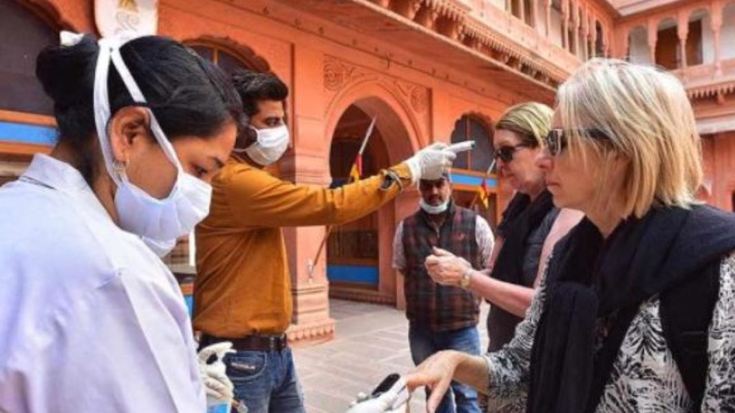 India Extends Visas For Stranded Foreigners