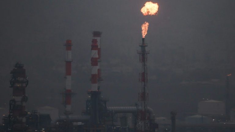 Iran Strikes Intensify Amid Fragile US Talks