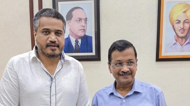 Rohit Pawar Meets Kejriwal Over Ajit Pawar Death