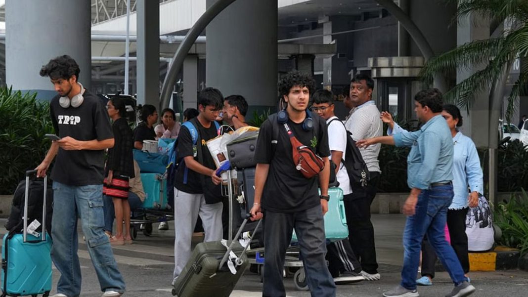 Indian Students Exit Iran Via Armenia