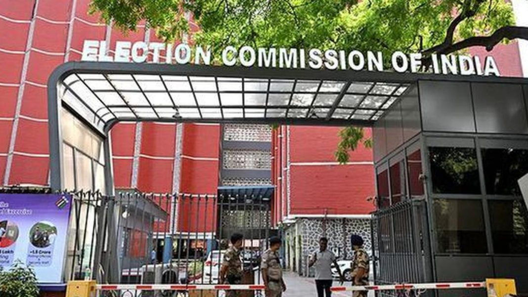 EC Reshuffles IAS Ahead of Bengal Polls