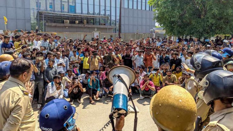 Noida Unrest Enters Day 6: Protests Persist As Workers Reject "Insufficient" 21% Wage Hike