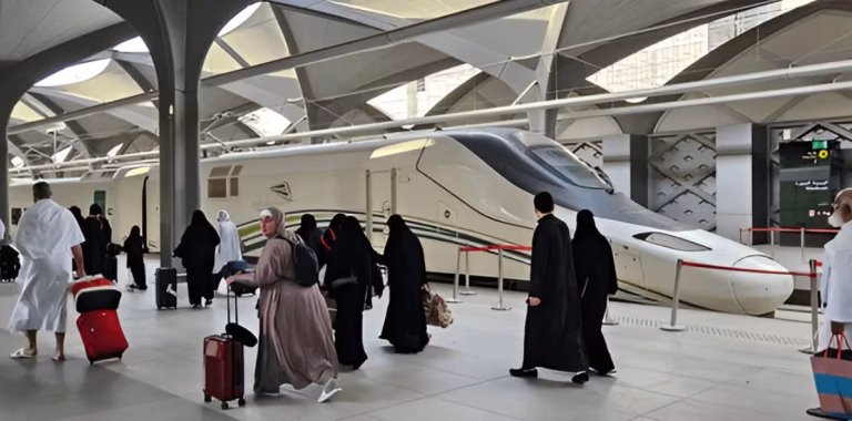 Saudi Arabia Hajj 2026: New Visa Rules, Fines, and Quota for Indian Pilgrims