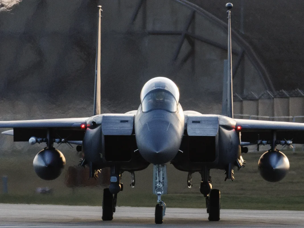 Two US Warplanes Shot Down Over Iran; Rescue Operations Underway For Missing Crew