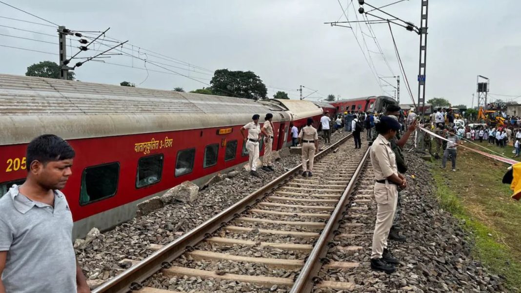 Mumbai-Howrah Rail Boost for Voters
