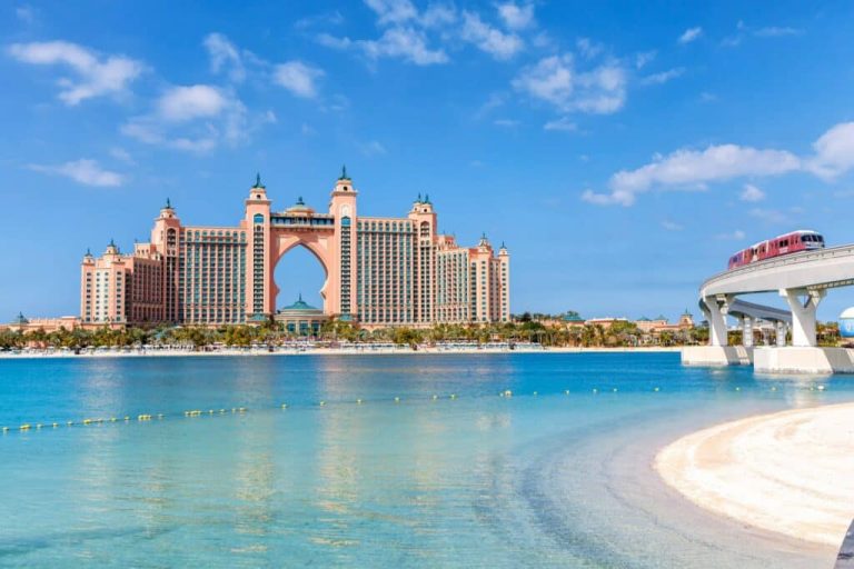 The "Vibe" Over the Map: Why Weather-Led Travel is the New Gold Standard in 2026
