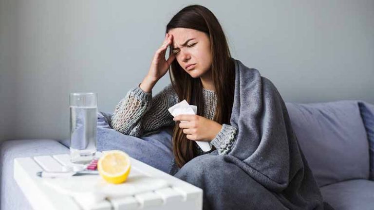 No Fever But Feeling Hot? Here’s What Your Body Might Be Trying To Tell You