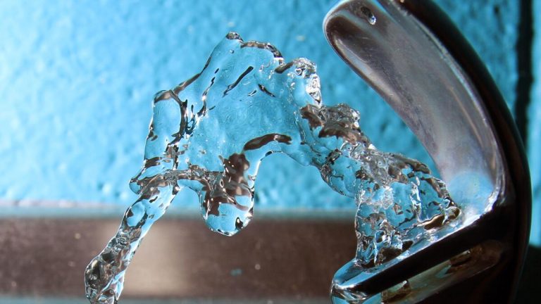 Can Fluoride Affect Brain Health? Experts Say Risk Depends On Exposure Levels