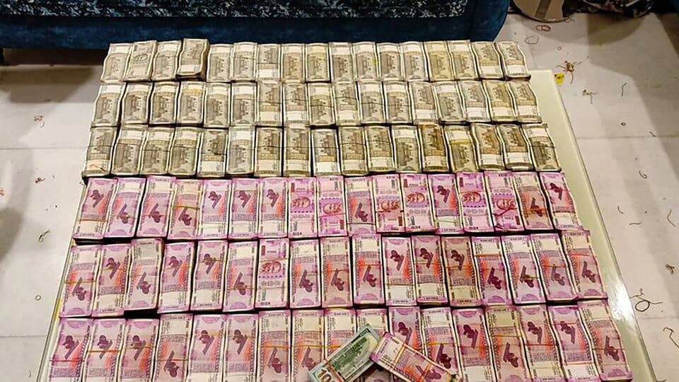 Election Commission Of India Seizes Record ₹1,072 Crore In Cash And Goods From Two States