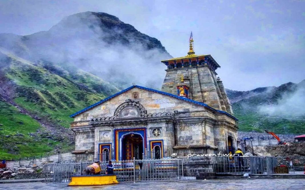 Kedarnath Dham Yatra: Helicopter Services Halted Amid 'Orange Alert'