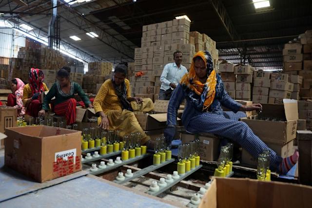 Middle East War Hits India’s Glass Hub, Disrupts Production in Firozabad