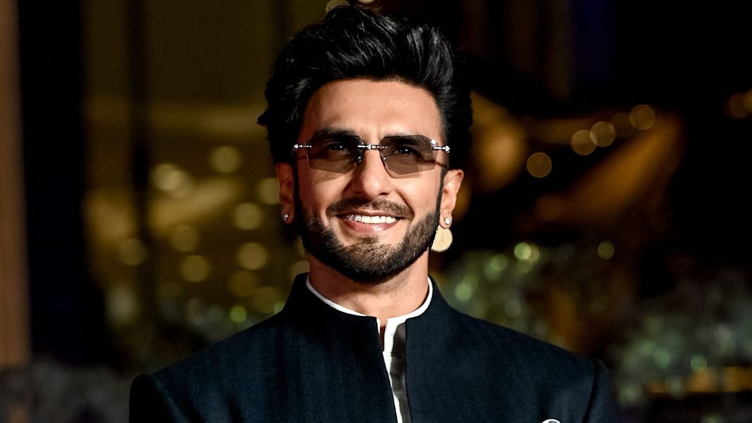Ranveer Singh REACTS As Paps Praise Him After Dhurandhar 2's Massive Success