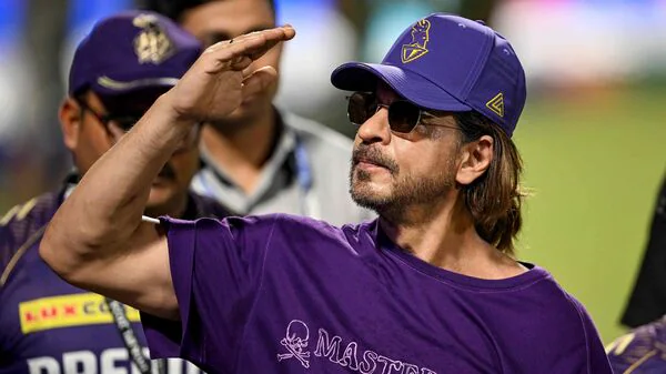 Shah Rukh Khan’s Animated Reaction Goes Viral Amid KKR’s Struggles in IPL 2026