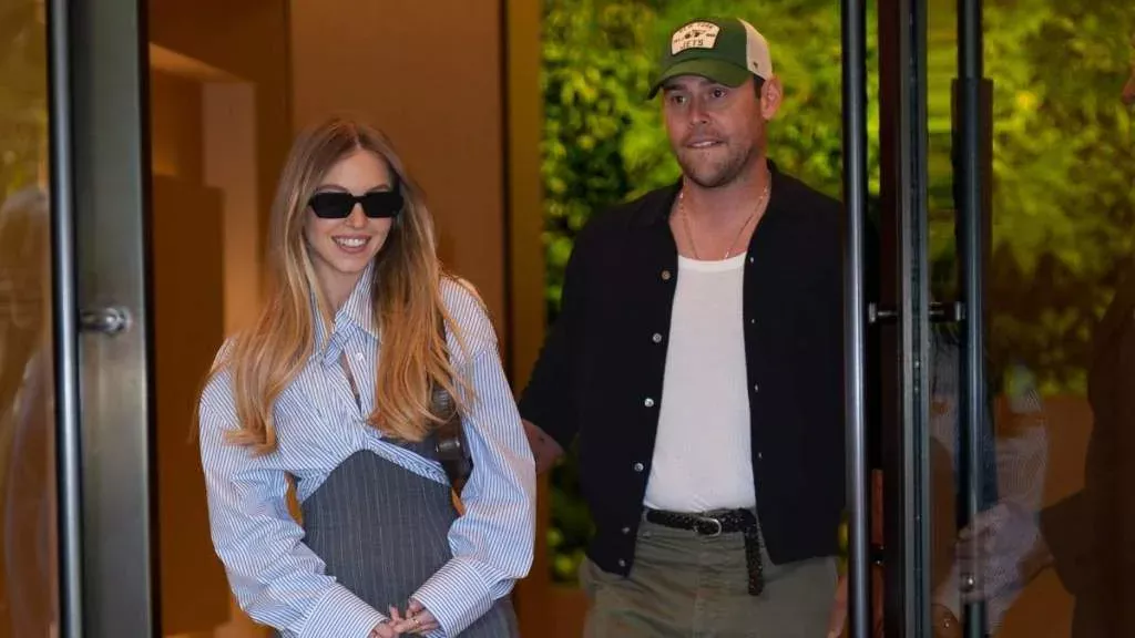 Sydney Sweeney and Scooter Braun Go Instagram Official, Spark Buzz With Cozy Photo