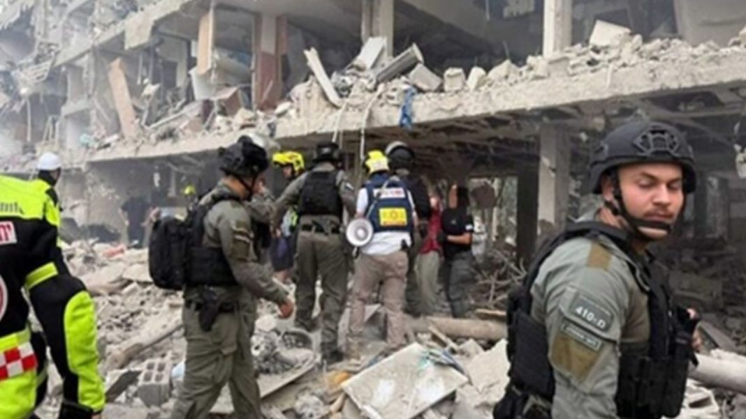 Iran Launches Fresh Missile Strikes