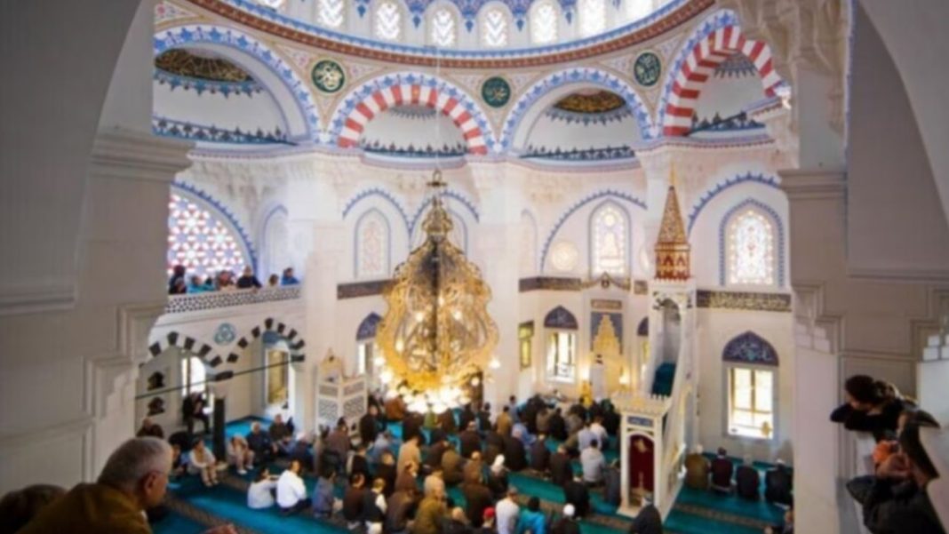 Rise of Temples, Mosques and Synagogues in Germany