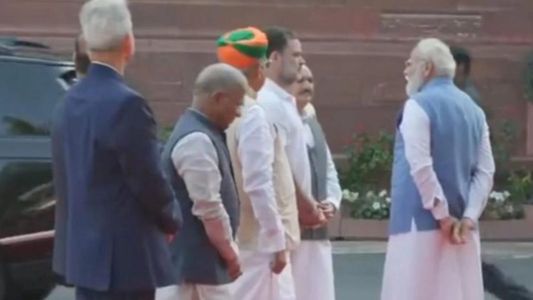 PM Modi–Rahul’s Rare Moment at Parliament