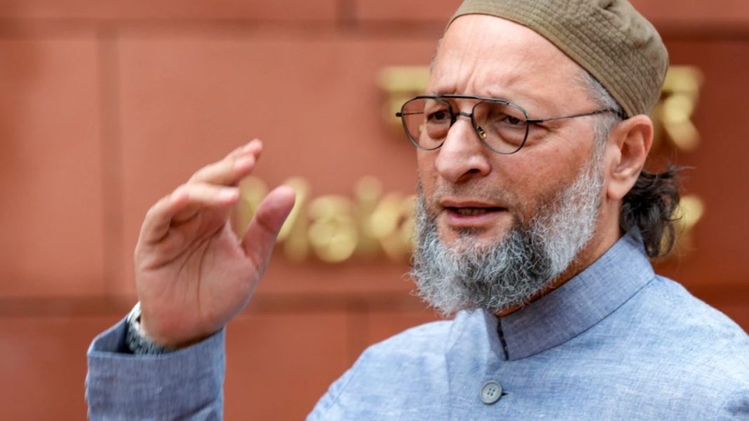 AIMIM Chief Targets BJP, Congress at Bhuj Rally