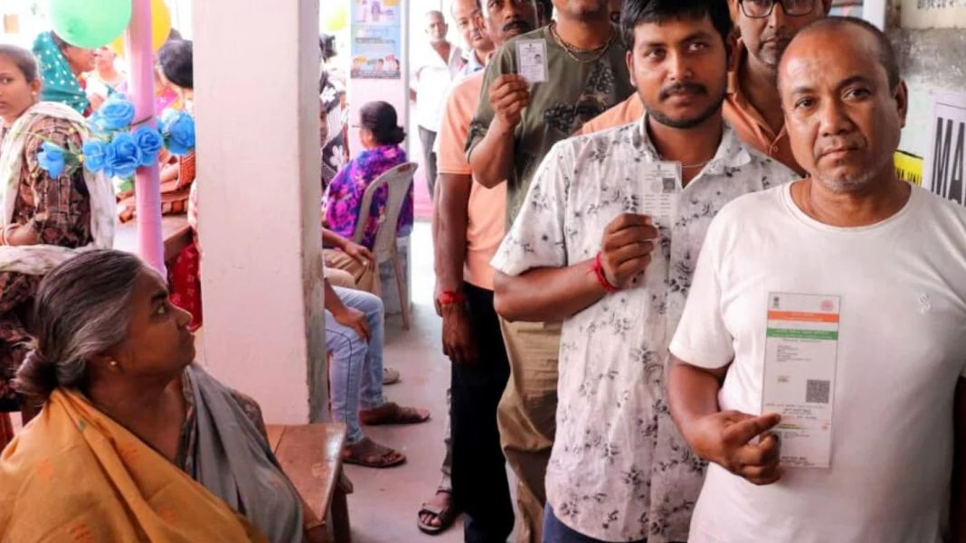 EC Examines Repoll Demand In 77 Bengal Booths