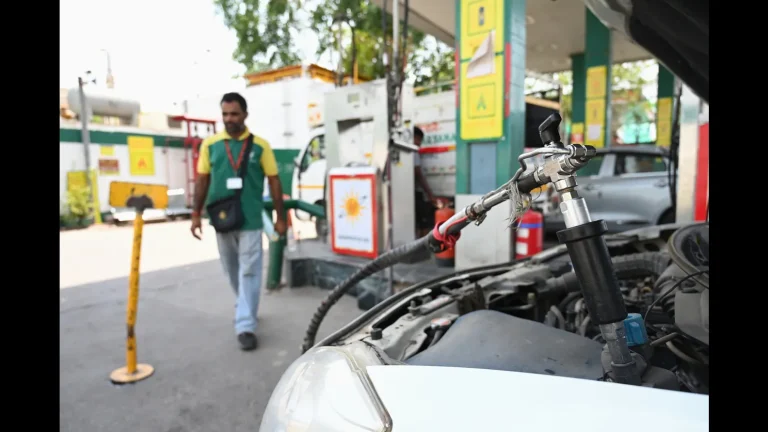 Delhi CNG Rate Hikes Again And This Is The Fourth Consecutive Price Hike