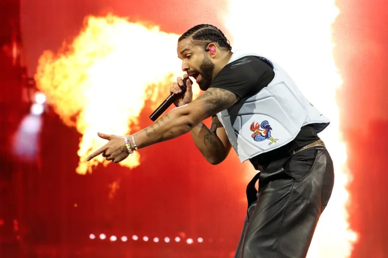 Drake Makes Billboard Chart History With Simultaneous Top Three Albums