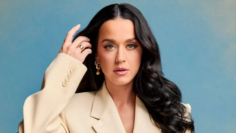 Katy Perry 'Impressed' By Air Canada Crew's Quick Action During Medical Emergency