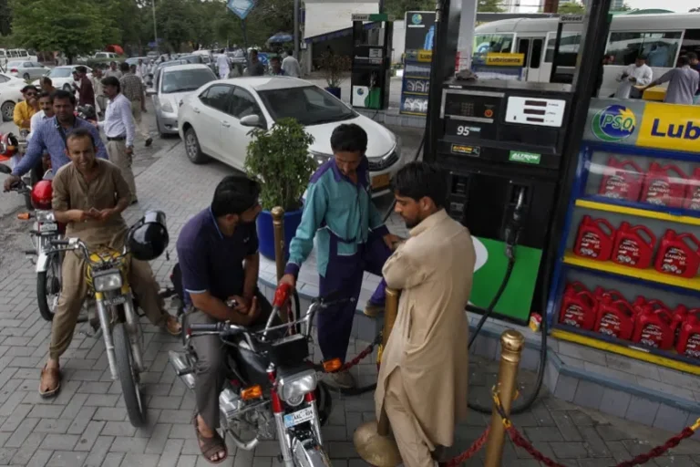 Pakistan's Petrol Prices Are Soon To Touch 1,000PKR; Pakistan Fuel Reserves Near To End