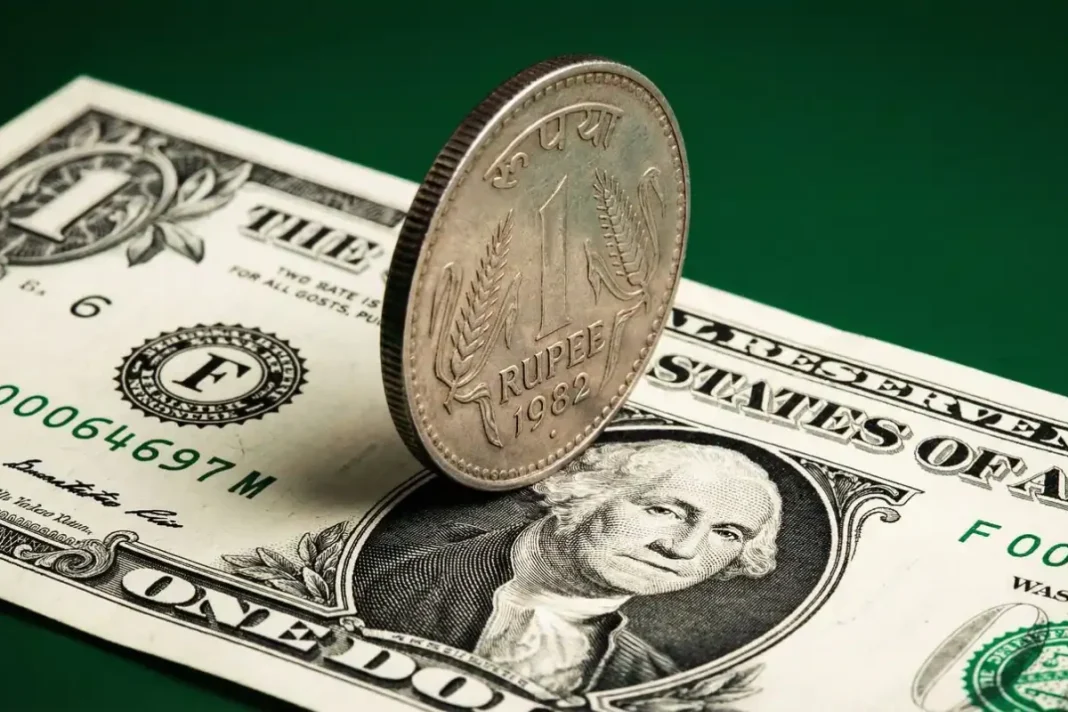 Rupee Falls To Record Low Of 95.50 Against US Dollar Amid Rising Crude Oil Fears