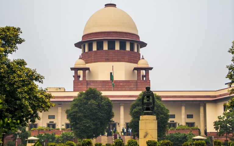 Supreme Court Stays High Court Order Restraining TVK MLA from Tamil Nadu Floor Test