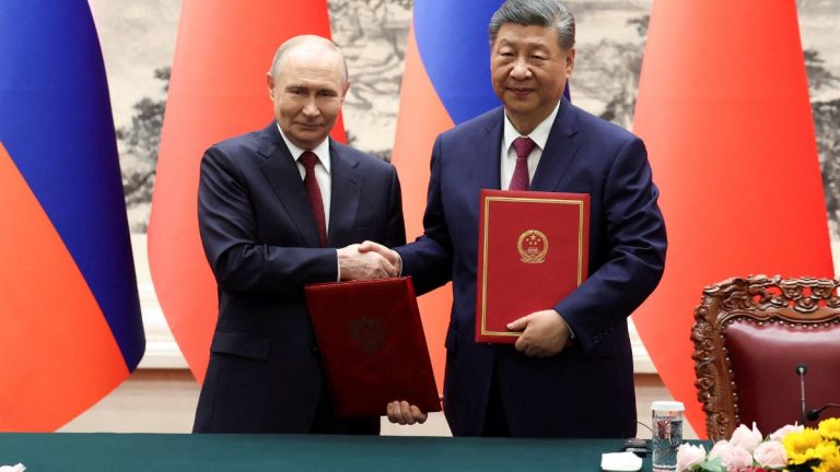 Putin Appears More Comfortable With Xi Than Trump, Say Observers