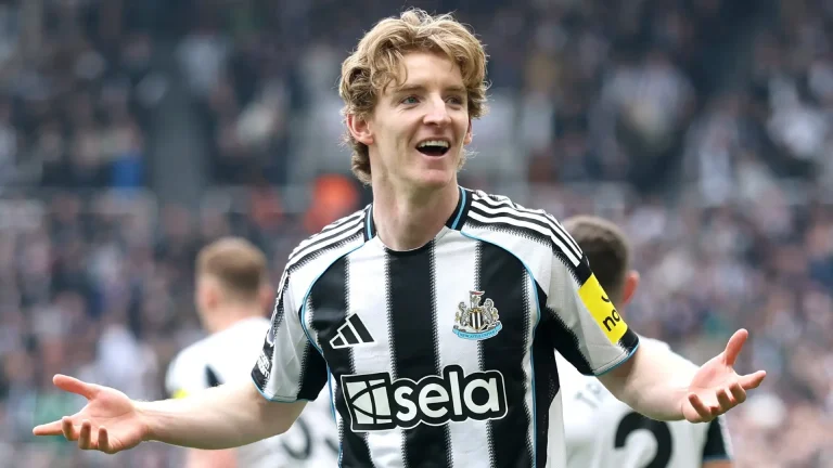 Anthony Gordon To Join Barcelona?