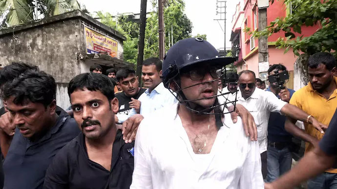 Eggs, Stones And Shoes Hurled At Abhishek Banerjee During Sonarpur Visit, Political Tension Escalates In Bengal
