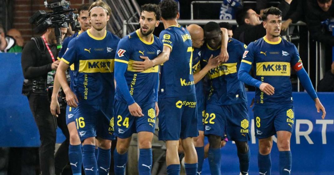 Alavés Ends Barcelona's 100-Point Dream As Sevilla Completes Stunning Comeback