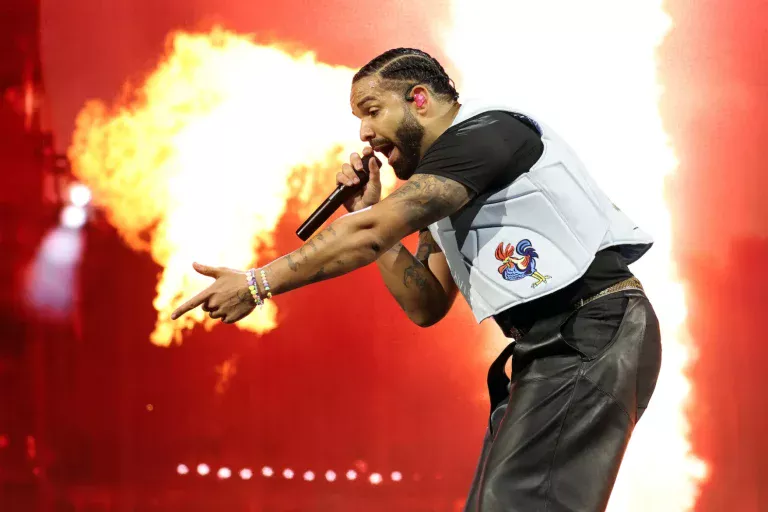 Drake Makes Billboard Chart History With Simultaneous Top Three Albums
