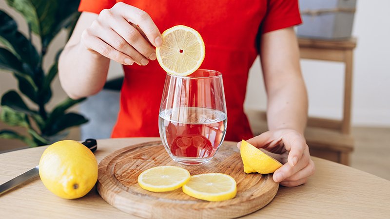 Is lemon water really healthy for everyone? Doctors warn of hidden risks