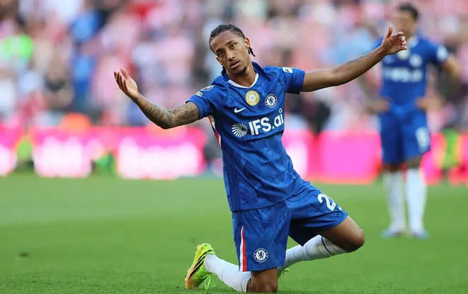 Chelsea Transfer Rumors: Barcelona Eyes Joao Pedro As Blues Plan Summer Rebuild