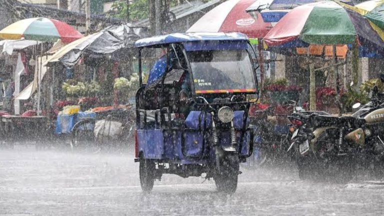 Monsoon Likely To Hit Kerala Early On May 26, IMD Warns Of El Nino Risk