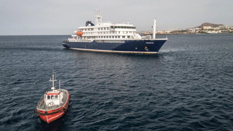 How A Bird Expedition Led To Hantavirus Cruise Cluster