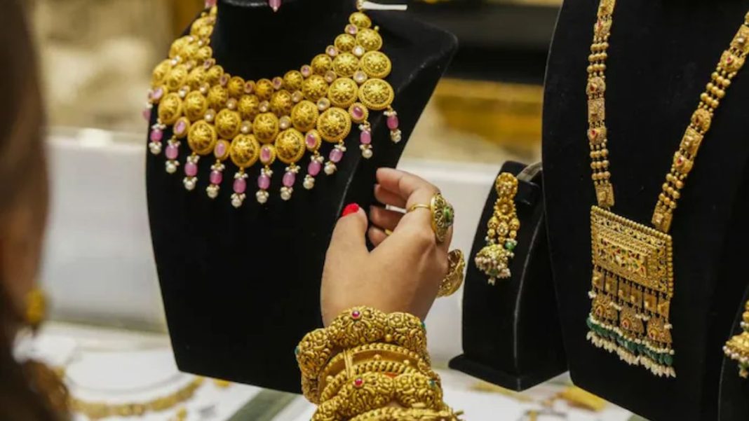 61% Indians May Avoid Non-Essential Gold Purchases, Says Survey