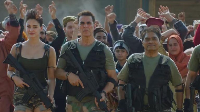 Akshay Kumar’s Hilarious Request to Critics Ahead of Welcome to the Jungle