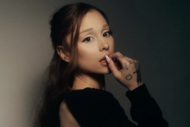 Ariana Grande Lands Historic 10th Billboard Hot 100 Leader With ‘Hate That I Made You Love Me’