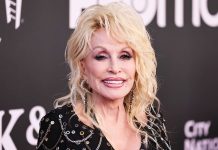 Dolly Parton Makes Surprise Public Appearance After Health-Related Residency Cancellation Dolly Parton Makes Surprise Public Appearance After Health-Related Residency Cancellation
