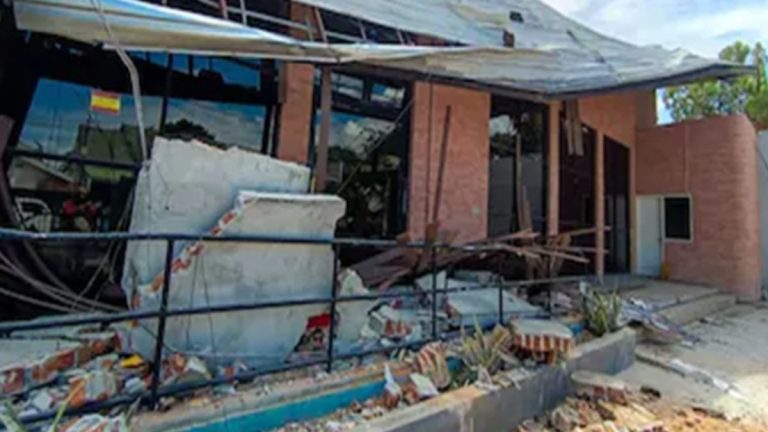 6.7-Magnitude Earthquake Hits Indonesia