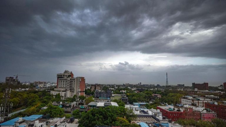 Delhi Weather Today: IMD Predicts Rain, Thunderstorms As Temperature Touches 38.9°C In National Capital