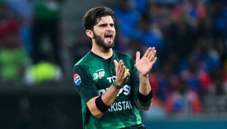 Shaheen Afridi Joins Elite Pakistan Captains List With First-Ball Wicket Against Australia