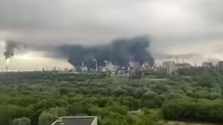 Ukraine Drone Strike Hits Moscow Refinery