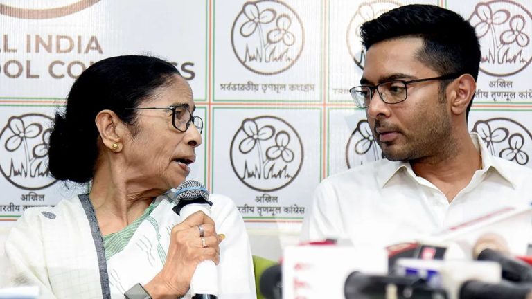 TMC Faces Fresh Trouble: Rebel MPs To Meet In Delhi, Seek Recognition