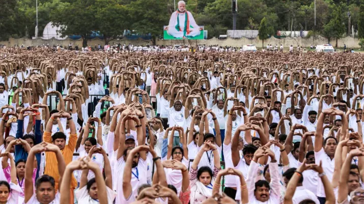 PM Modi Leads International Yoga Day Celebrations In Kolkata, Calls It The ‘World’s Biggest Festival’